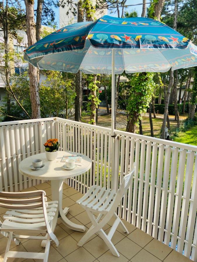 Villa Rosanna Lignano Sabbiadoro Bagian luar foto