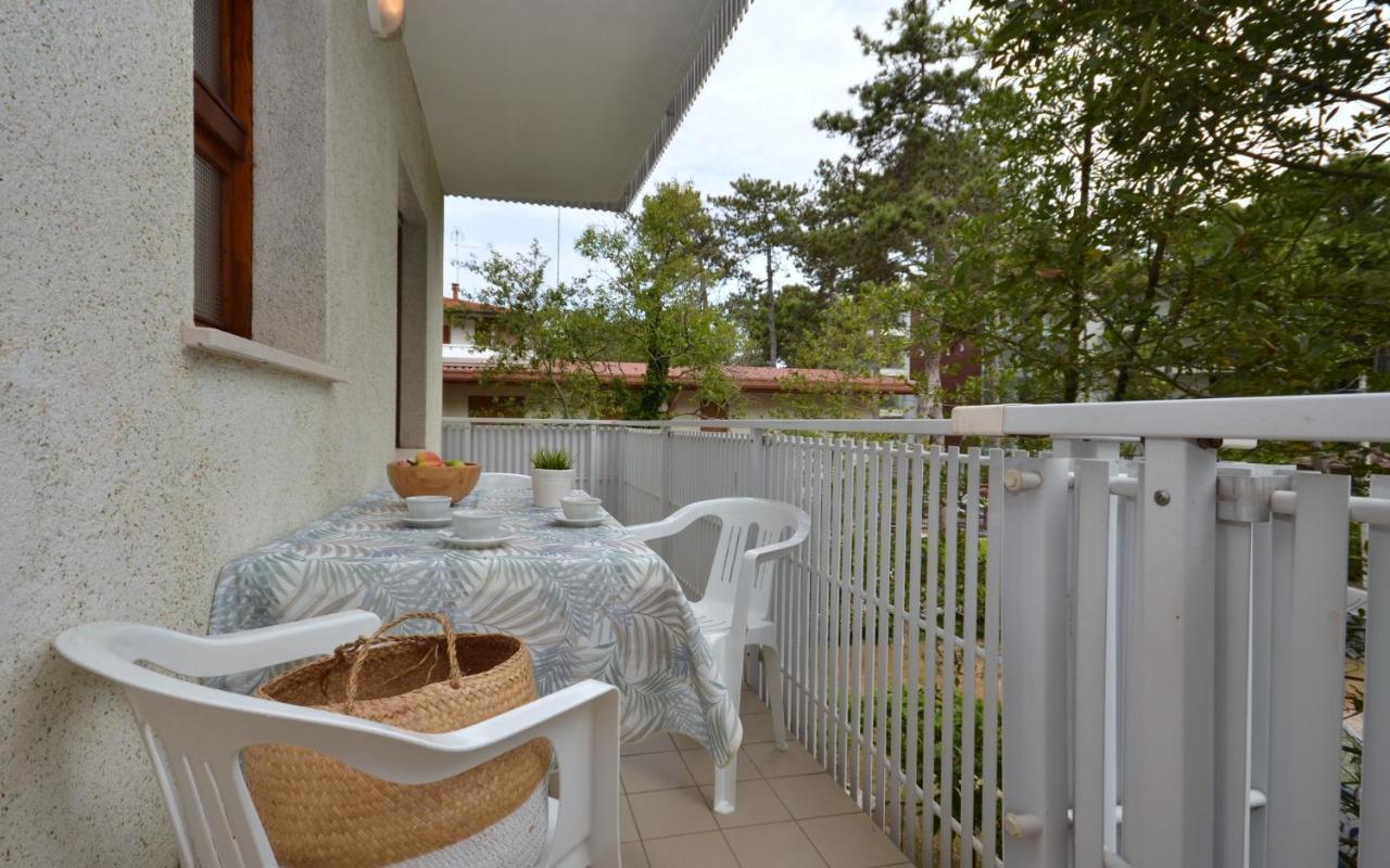 Villa Rosanna Lignano Sabbiadoro Bagian luar foto